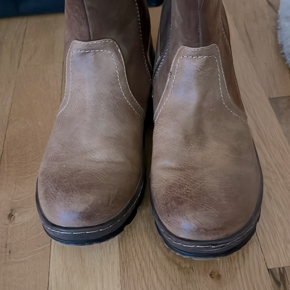 Women’s Brown Winter Boots, Sz 39 (8.5 women’s) - Picture 7 of 10